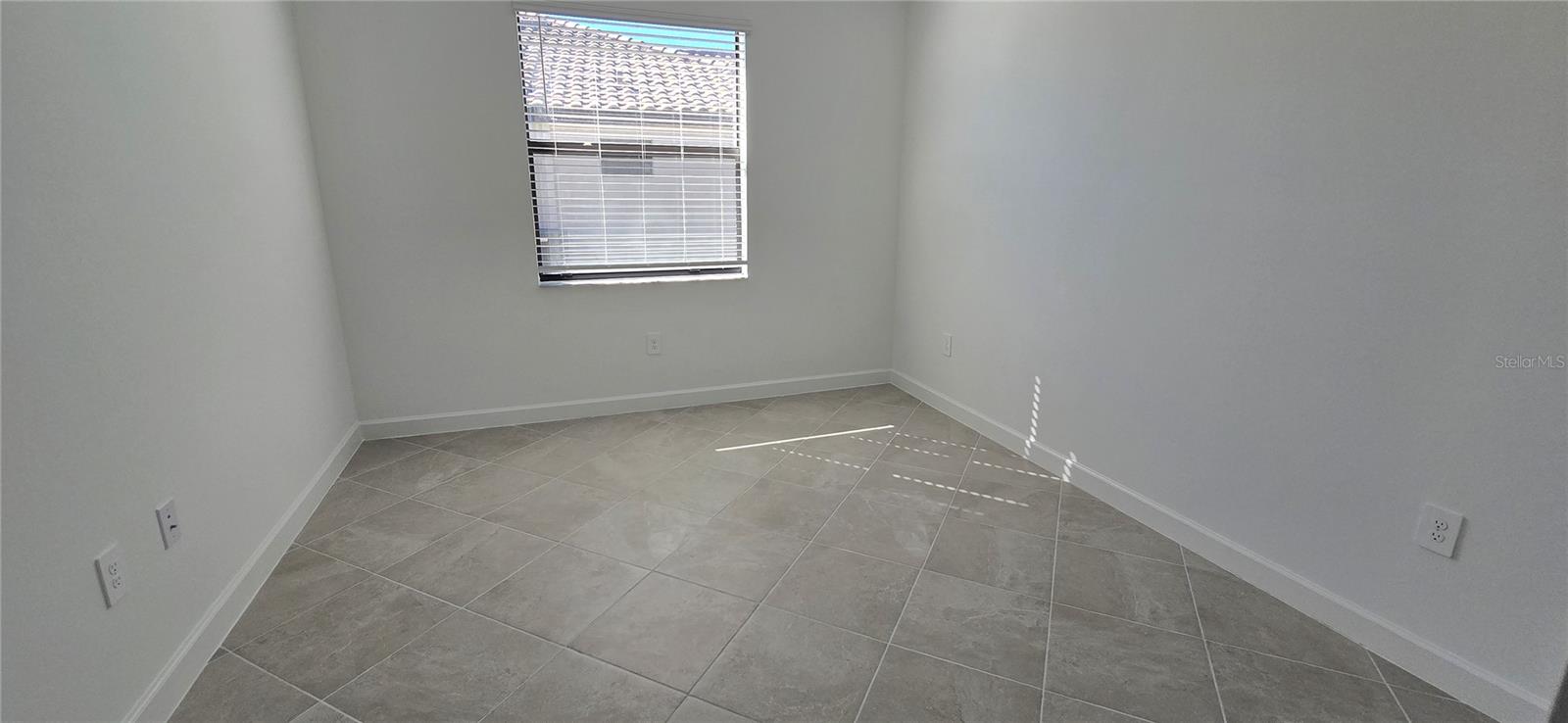 LORRAINE LAKES PH IIA - Residential Lease