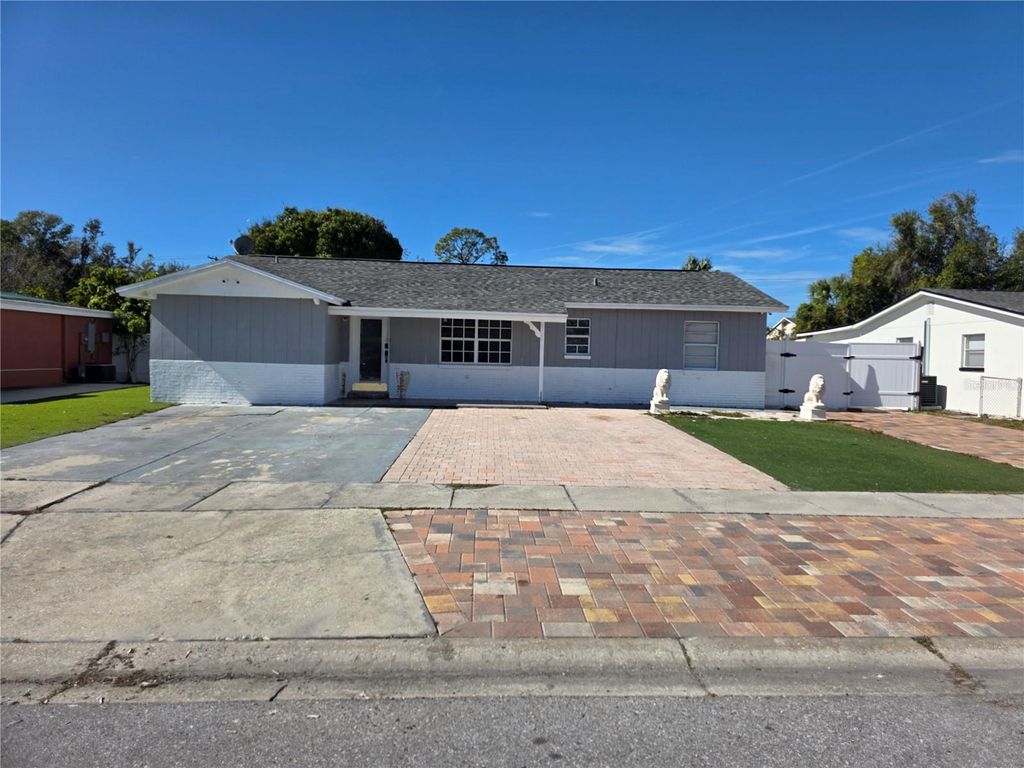 Photo of 4810 El Capistrano Drive, Tampa, FL 33634 (MLS # TB8464745)