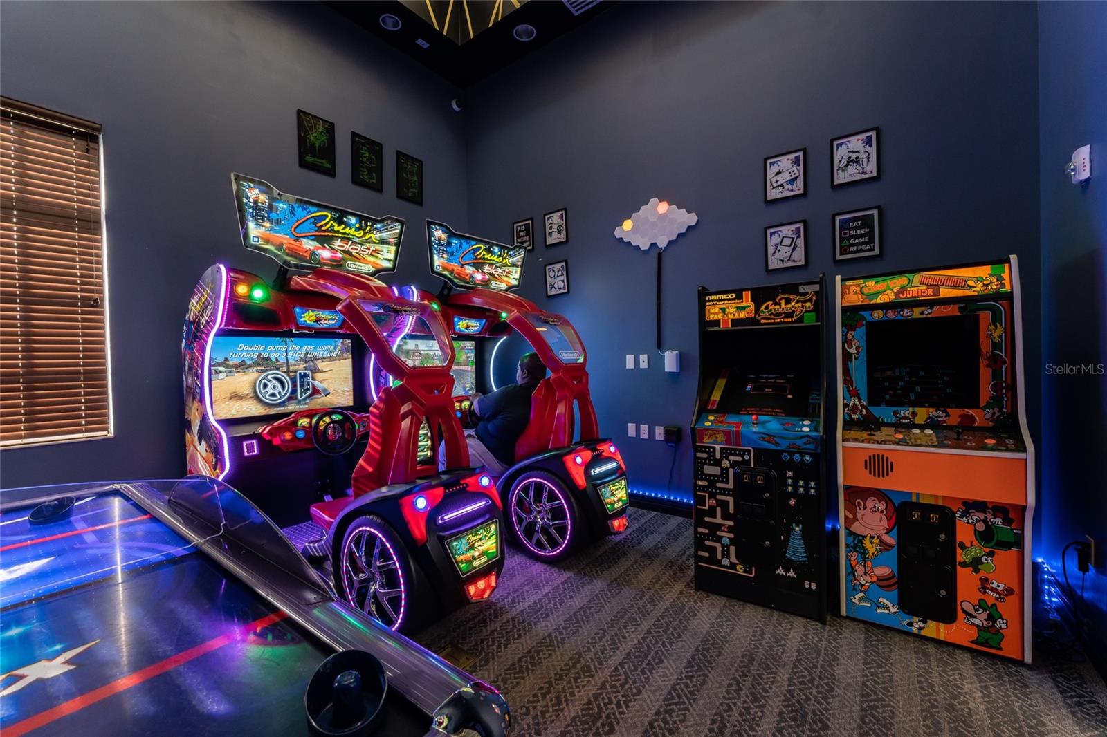 WINDSOR AT WESTSIDE PH 2B - Residential