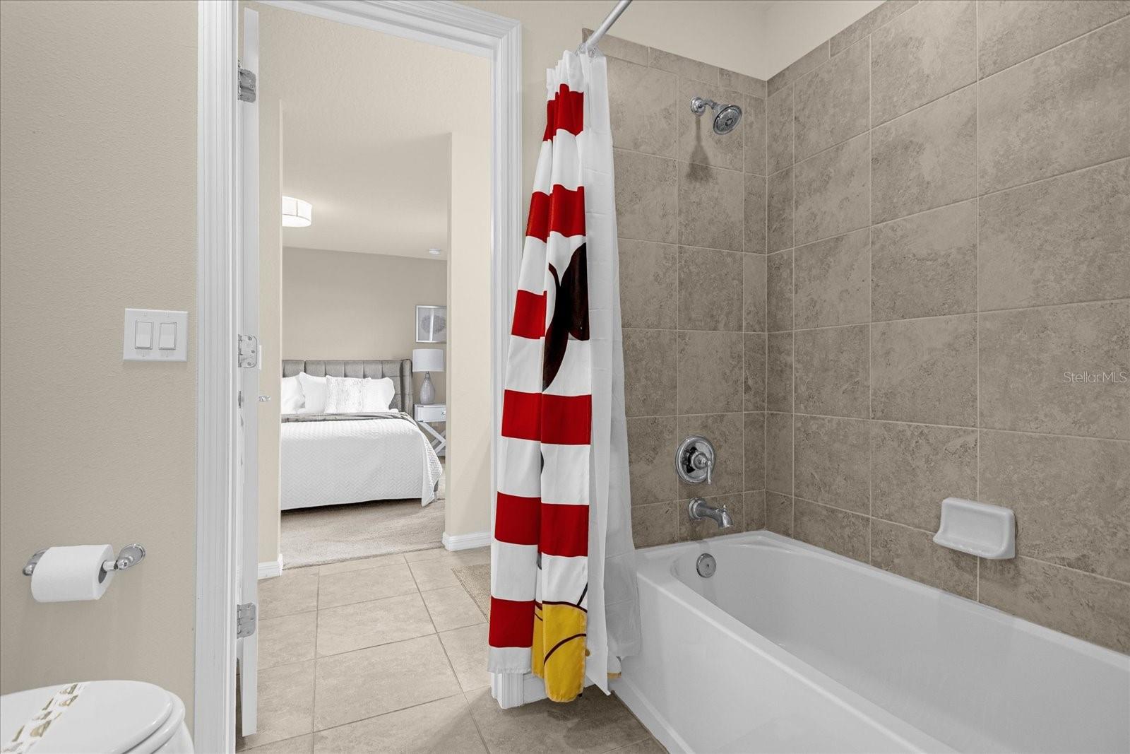 WINDSOR AT WESTSIDE PH 2B - Residential