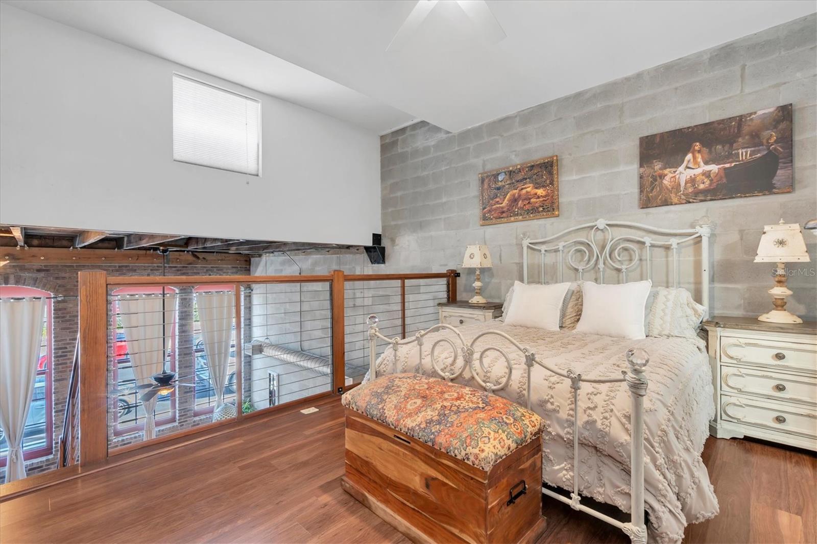 BOX FACTORY LOFTS - Residential