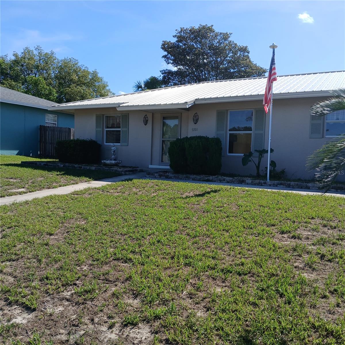 9201 N CARESSA WAY - Photo 2