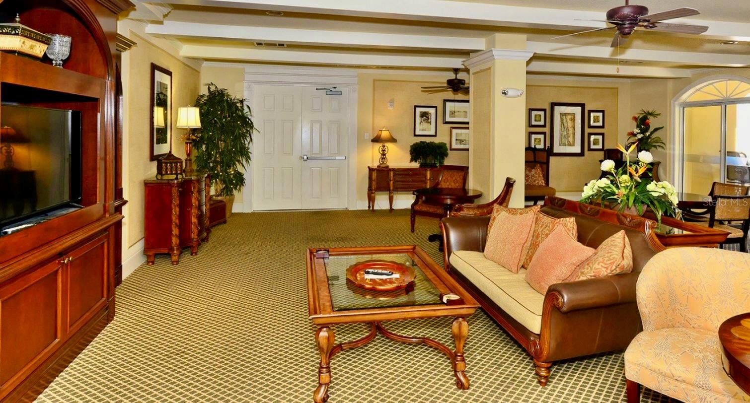 BROADWAY PROMENADE - Residential