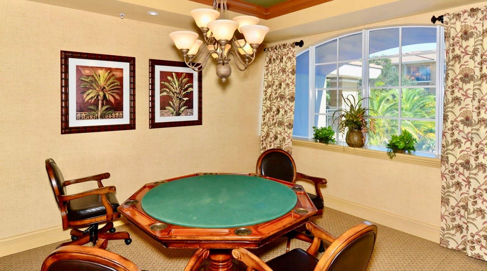 BROADWAY PROMENADE - Residential