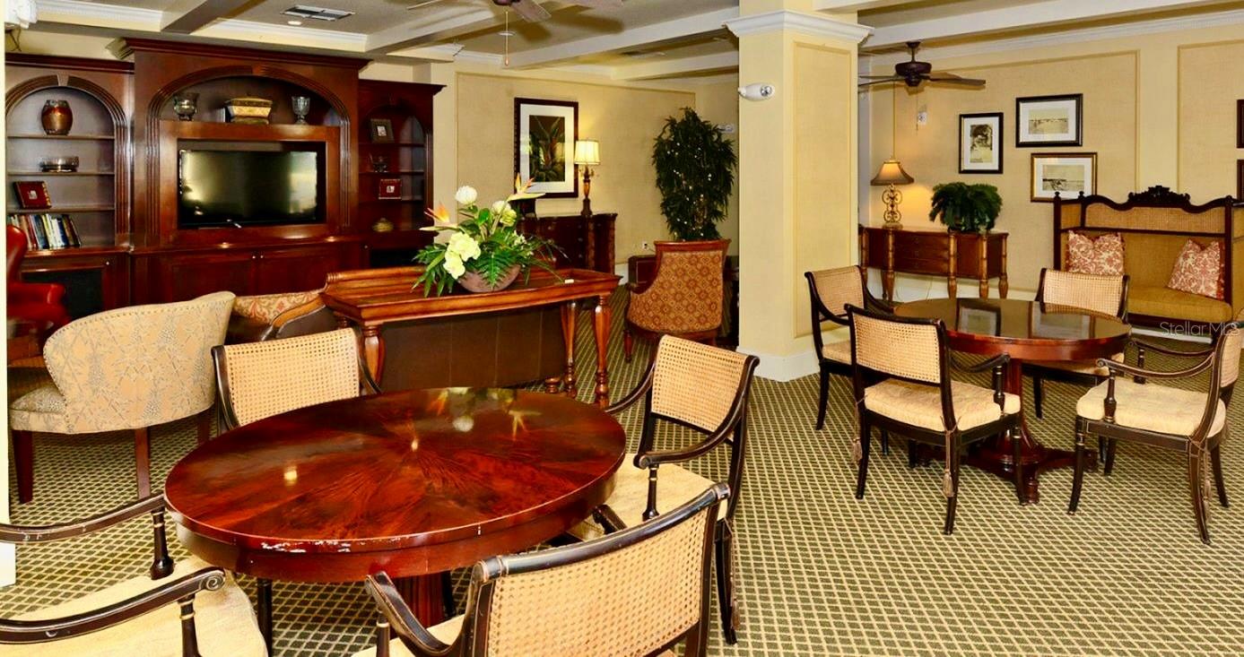 BROADWAY PROMENADE - Residential