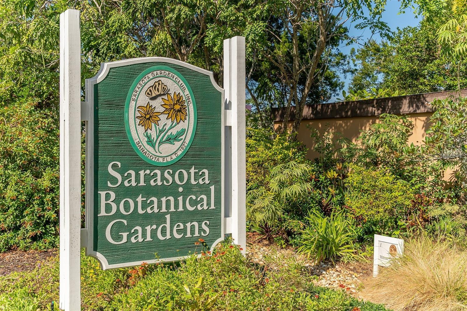 BROADWAY PROMENADE - Residential