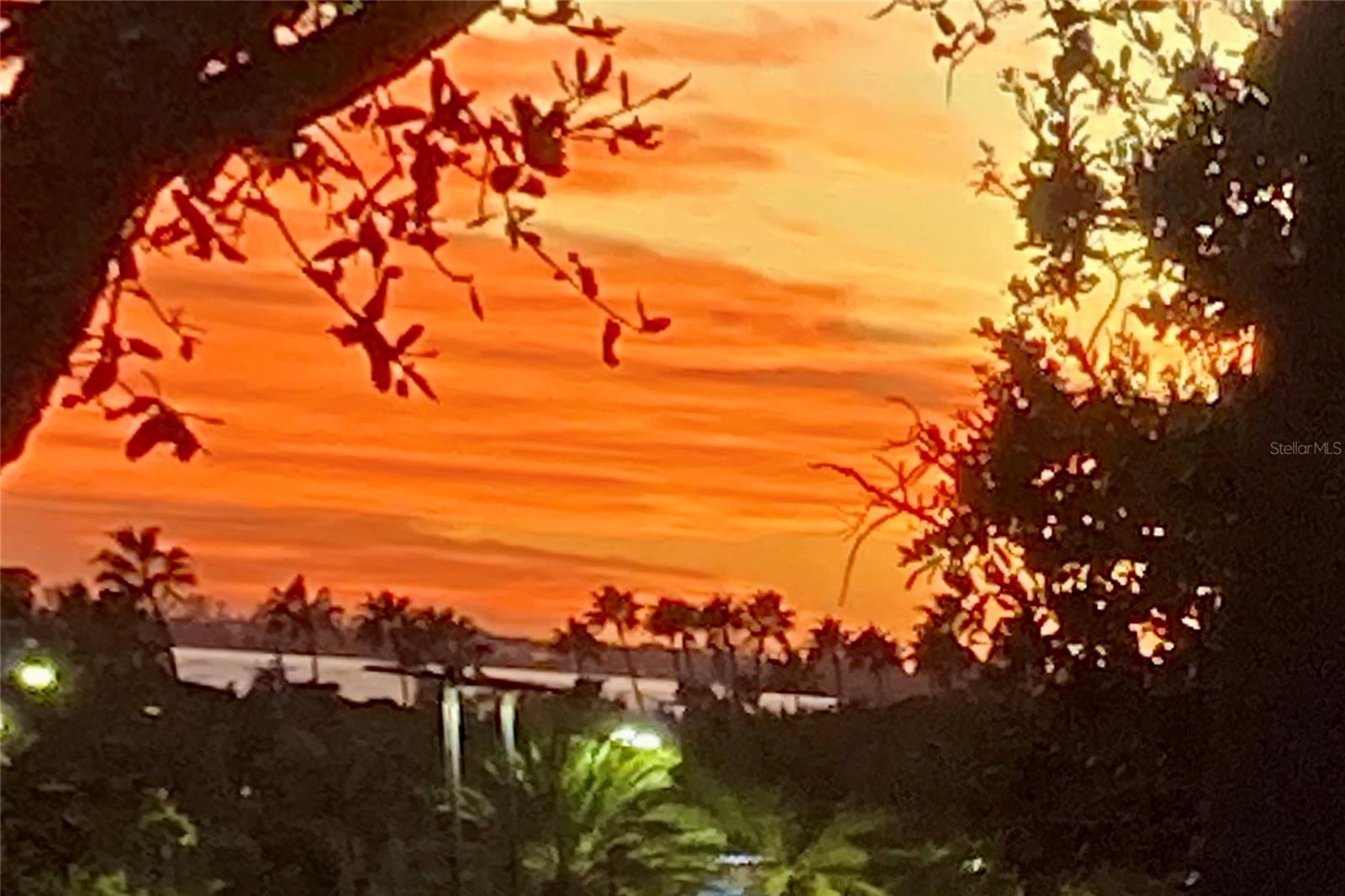 BROADWAY PROMENADE - Residential