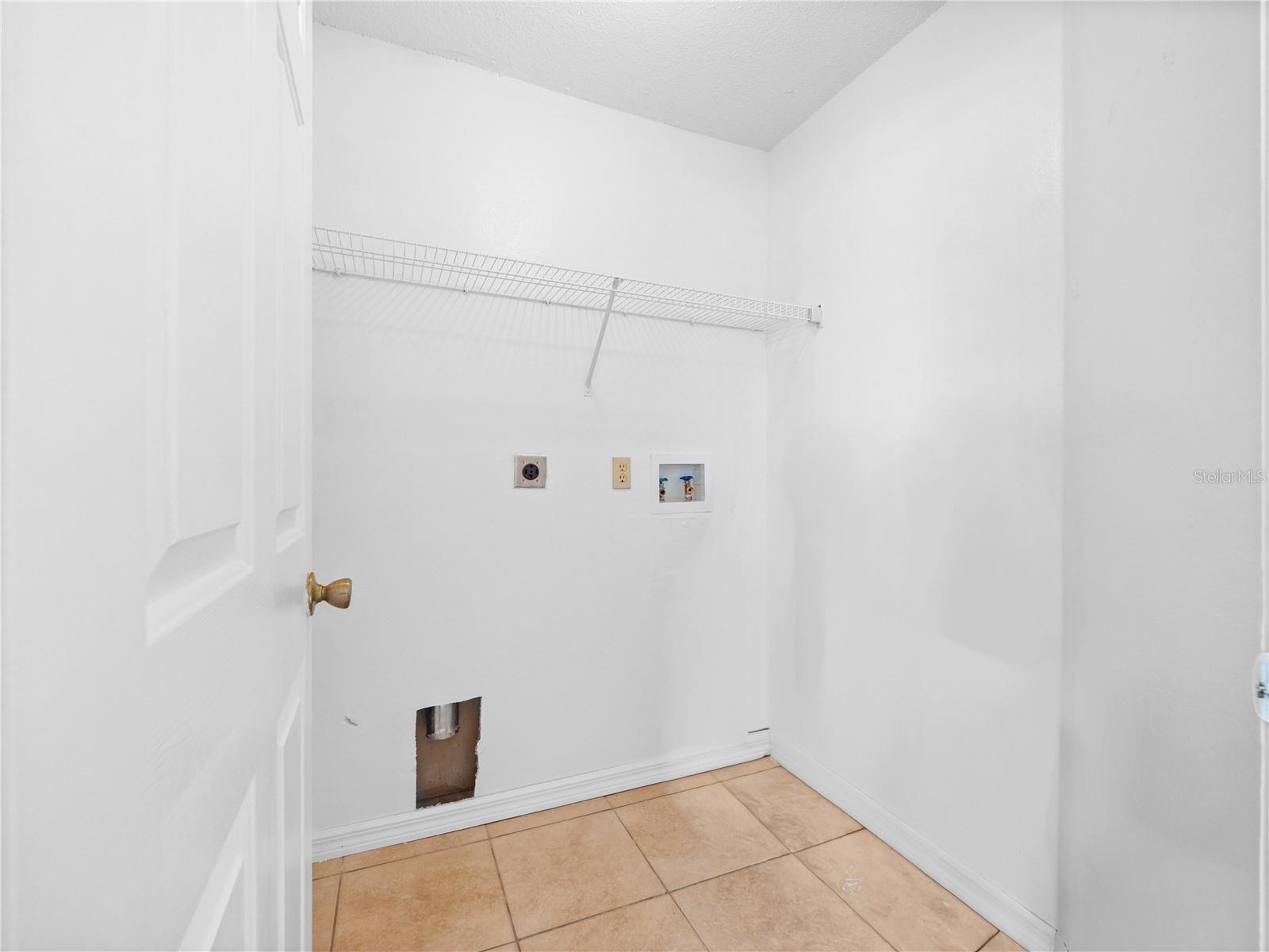 DELTONA LAKES UNIT 53 - Residential