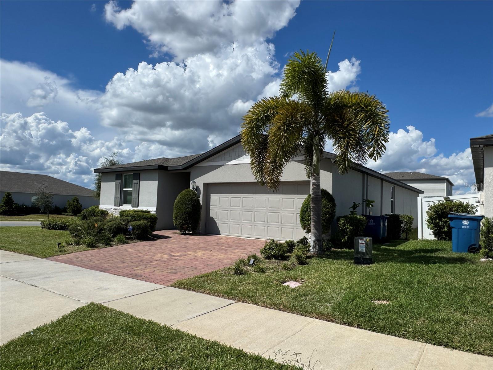 ALFORD OAKS - Residential Lease