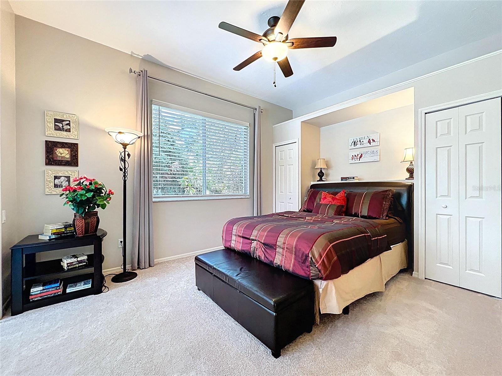 HENLEY - Residential