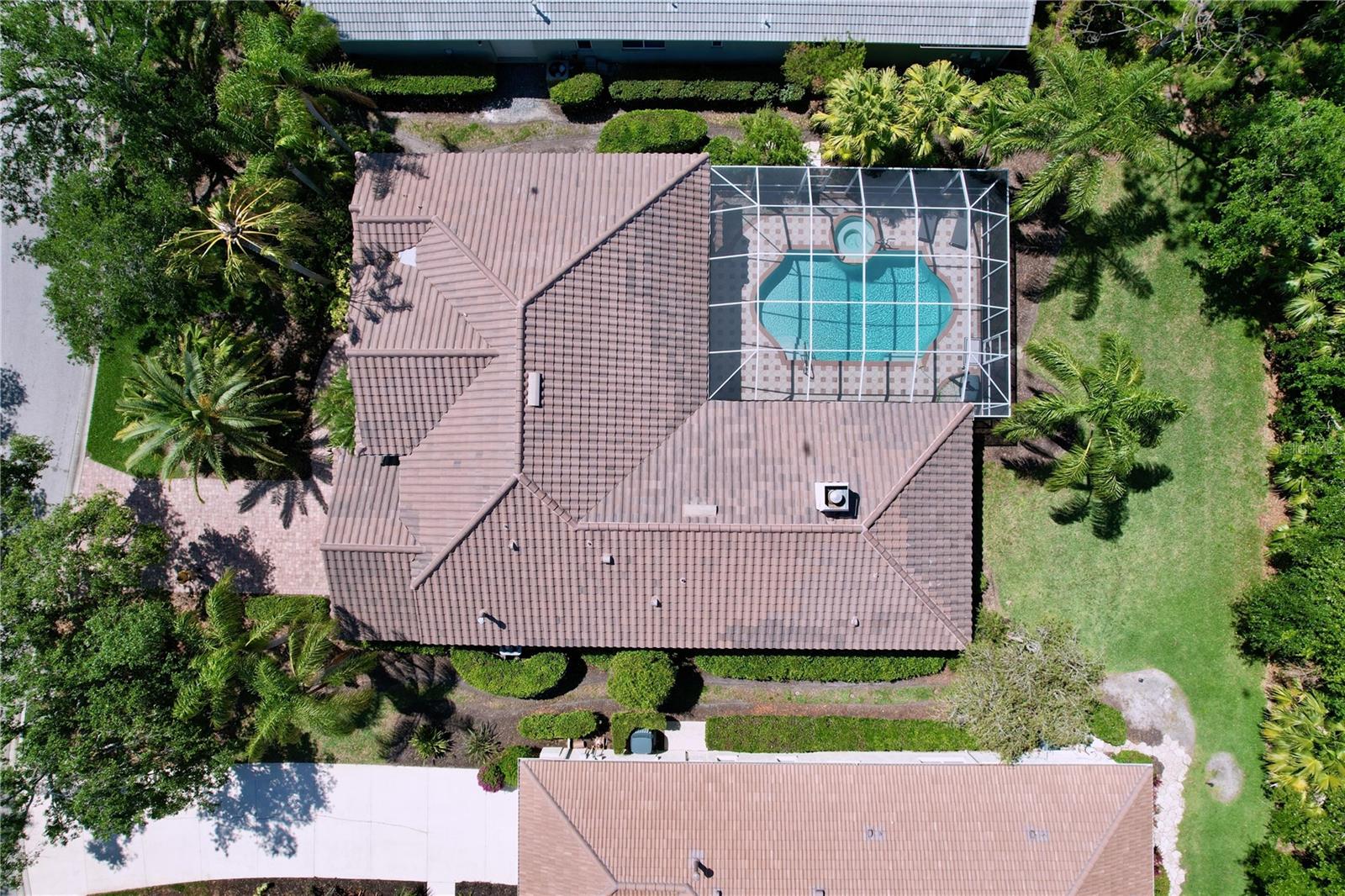 HENLEY - Residential