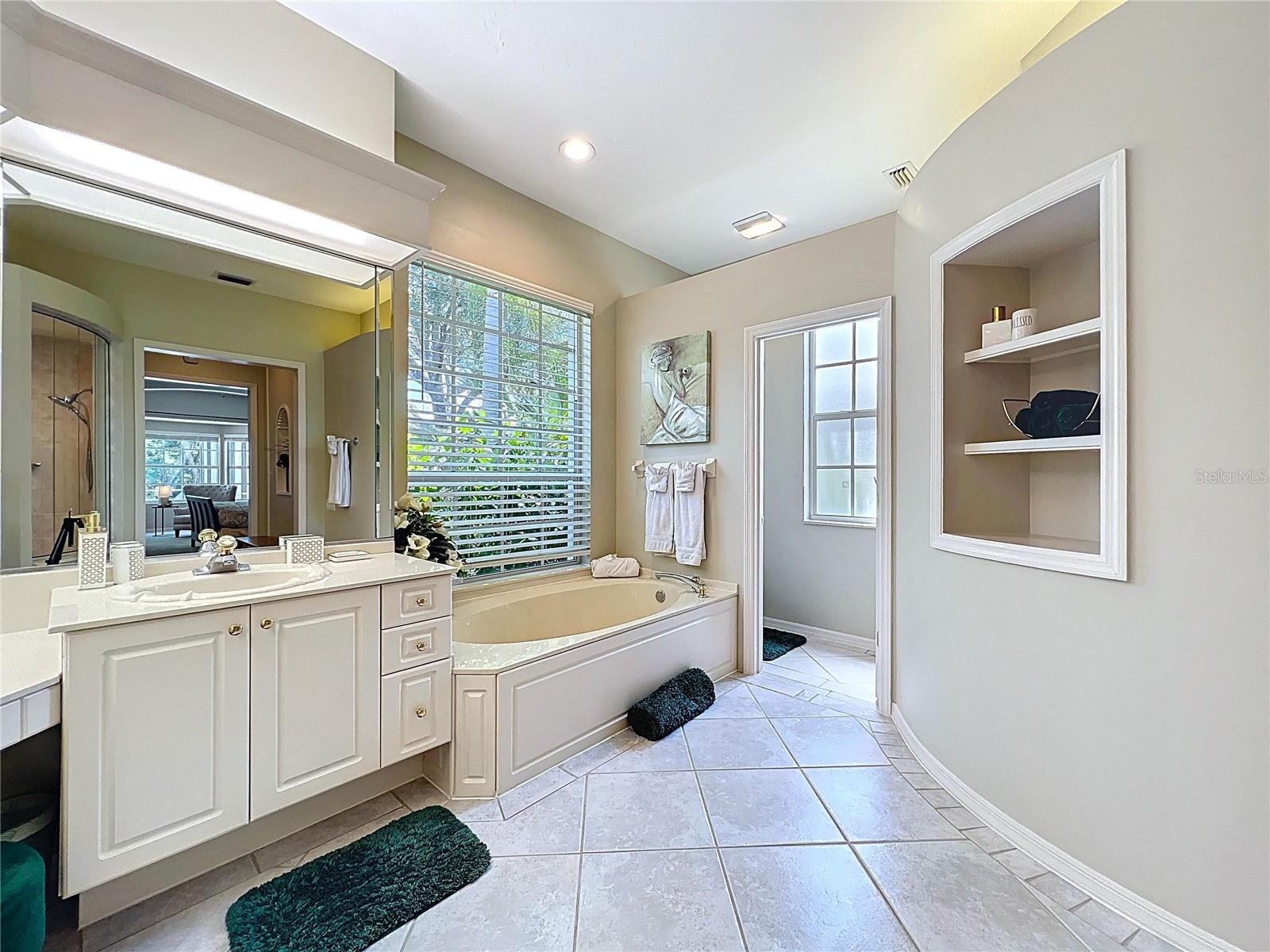 HENLEY - Residential