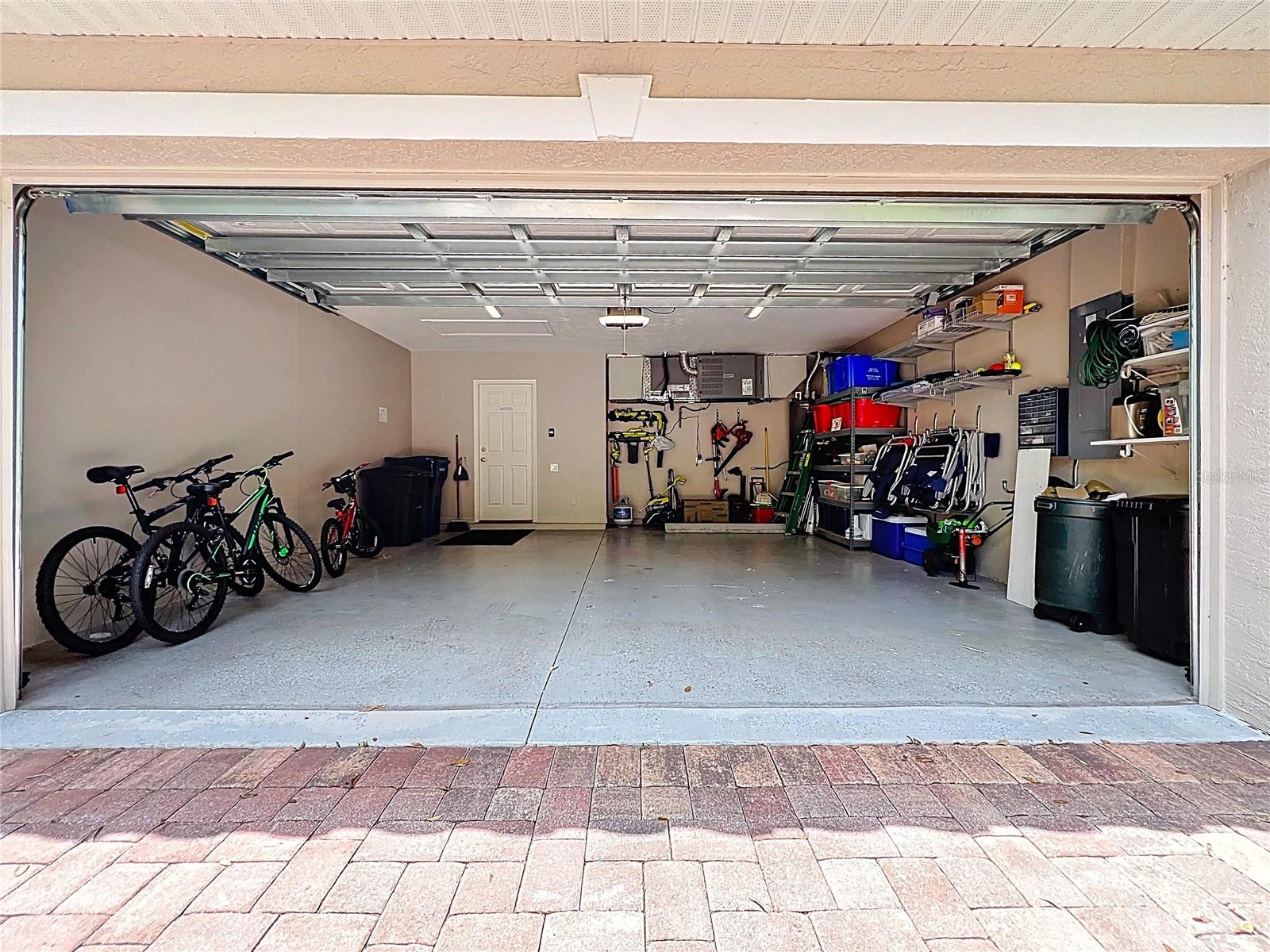 HENLEY - Residential