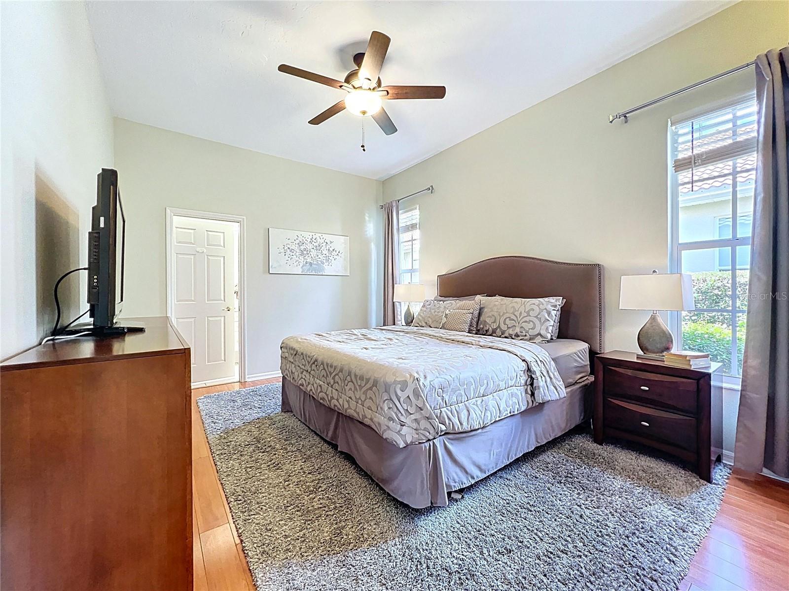 HENLEY - Residential