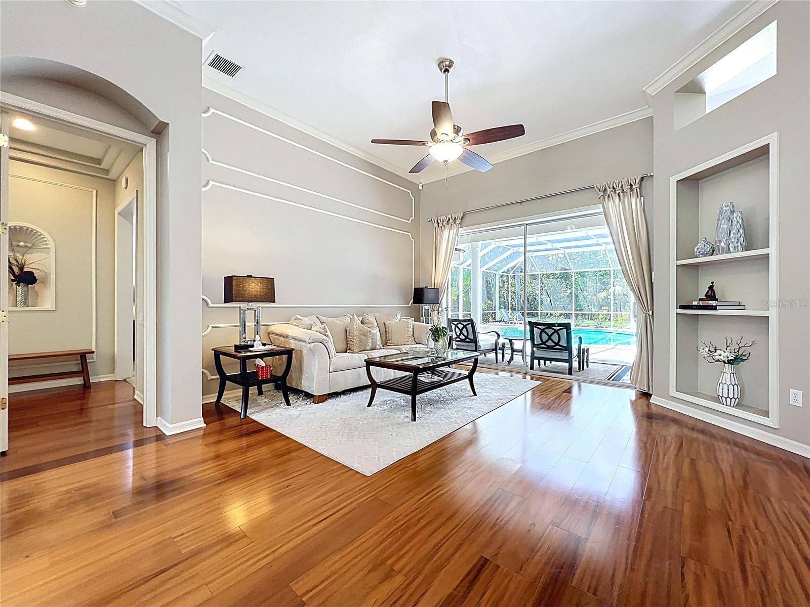 HENLEY - Residential