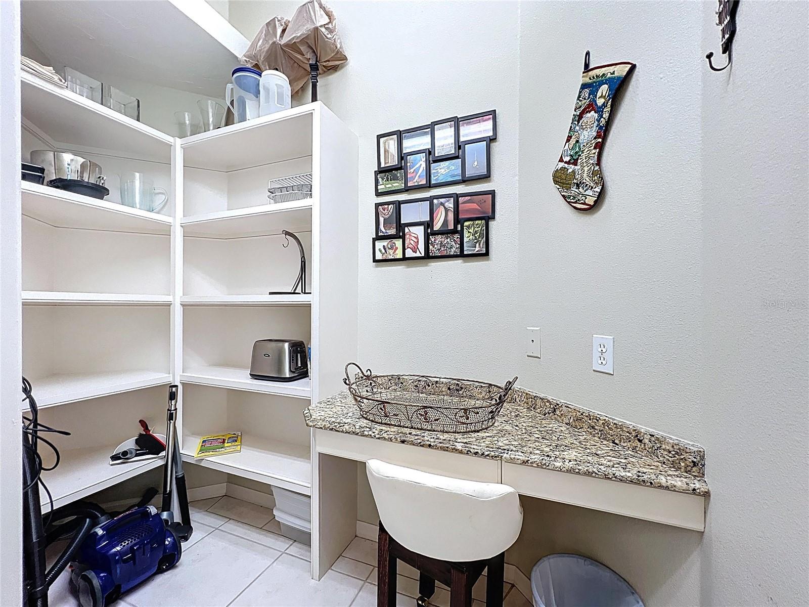 HENLEY - Residential