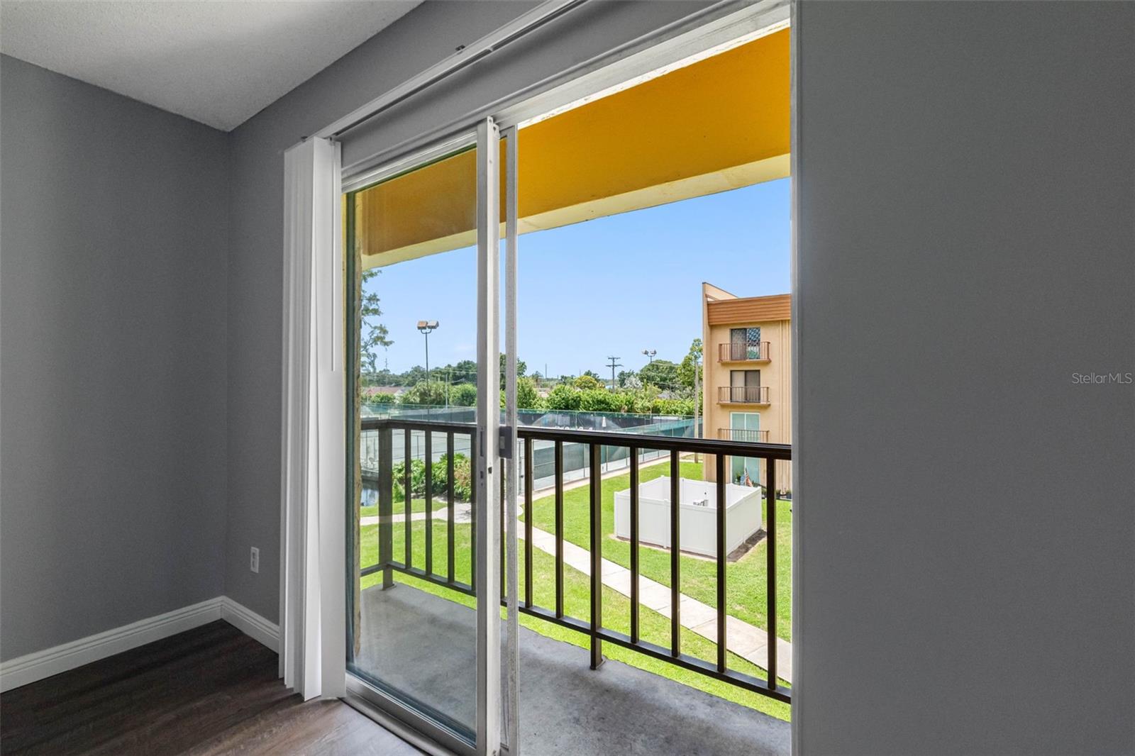 THE TAMPA RACQUET CLUB A CONDO - Residential