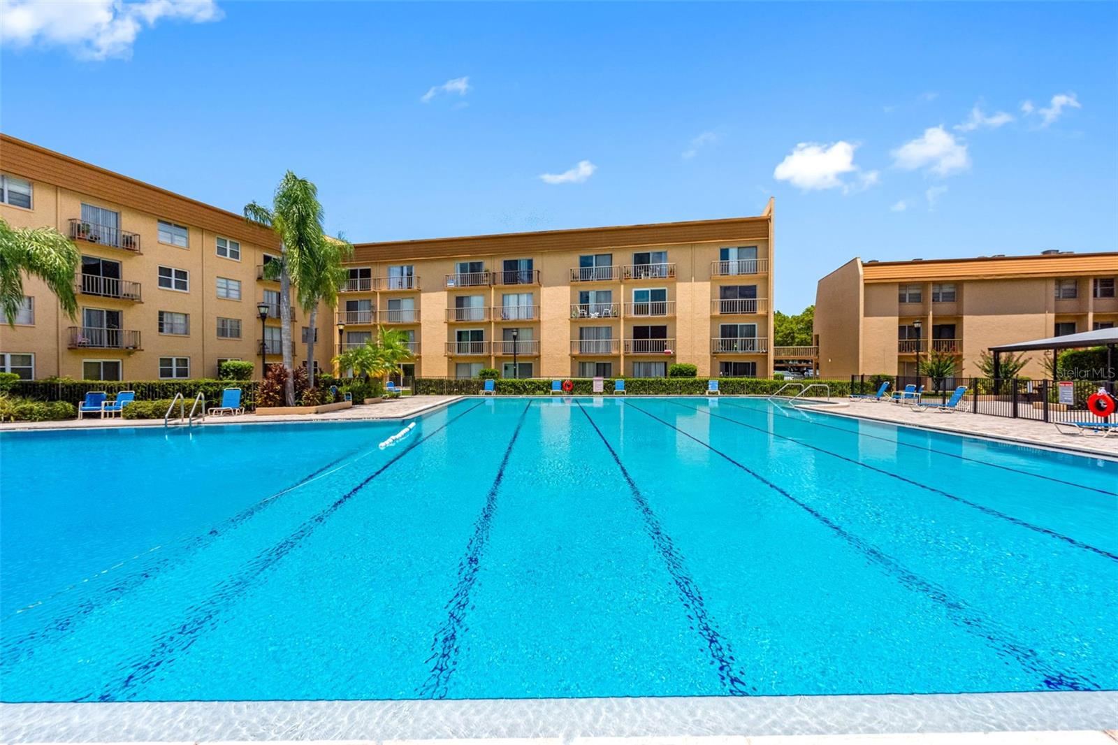 THE TAMPA RACQUET CLUB A CONDO - Residential