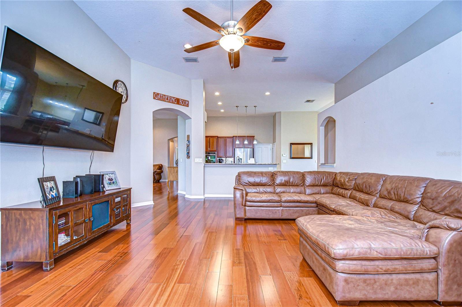 EASTRIDGE PRESERVE SUB - Residential