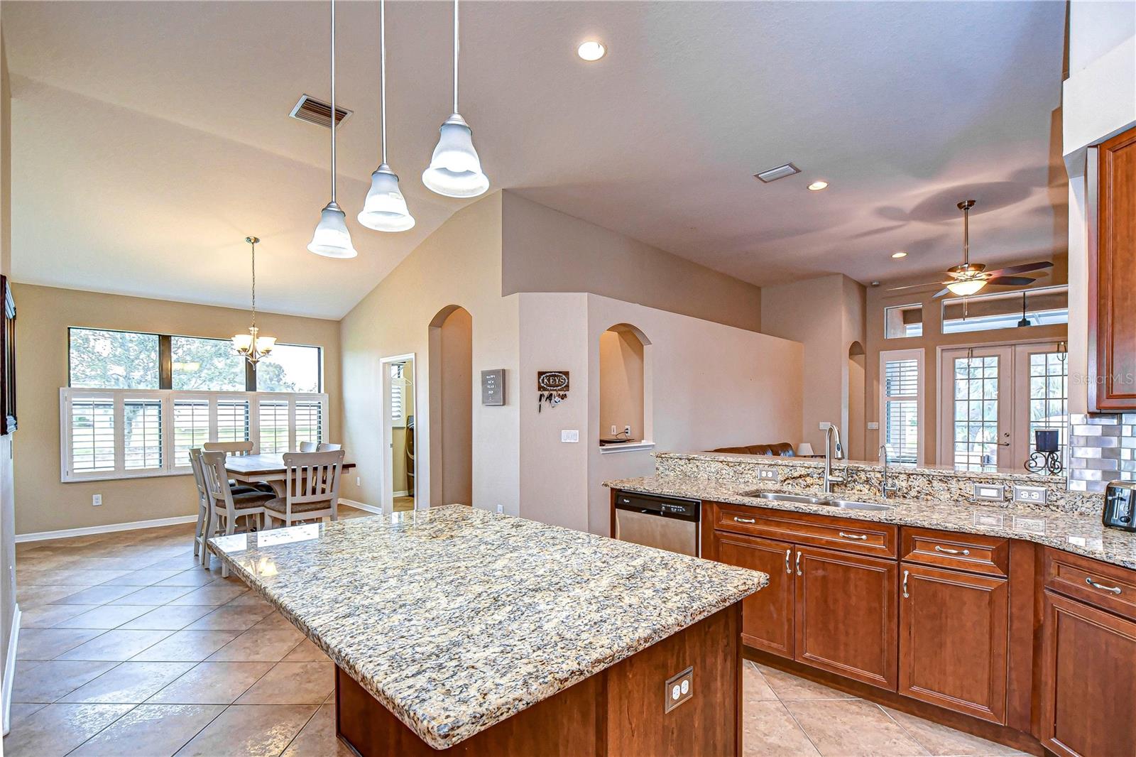 EASTRIDGE PRESERVE SUB - Residential