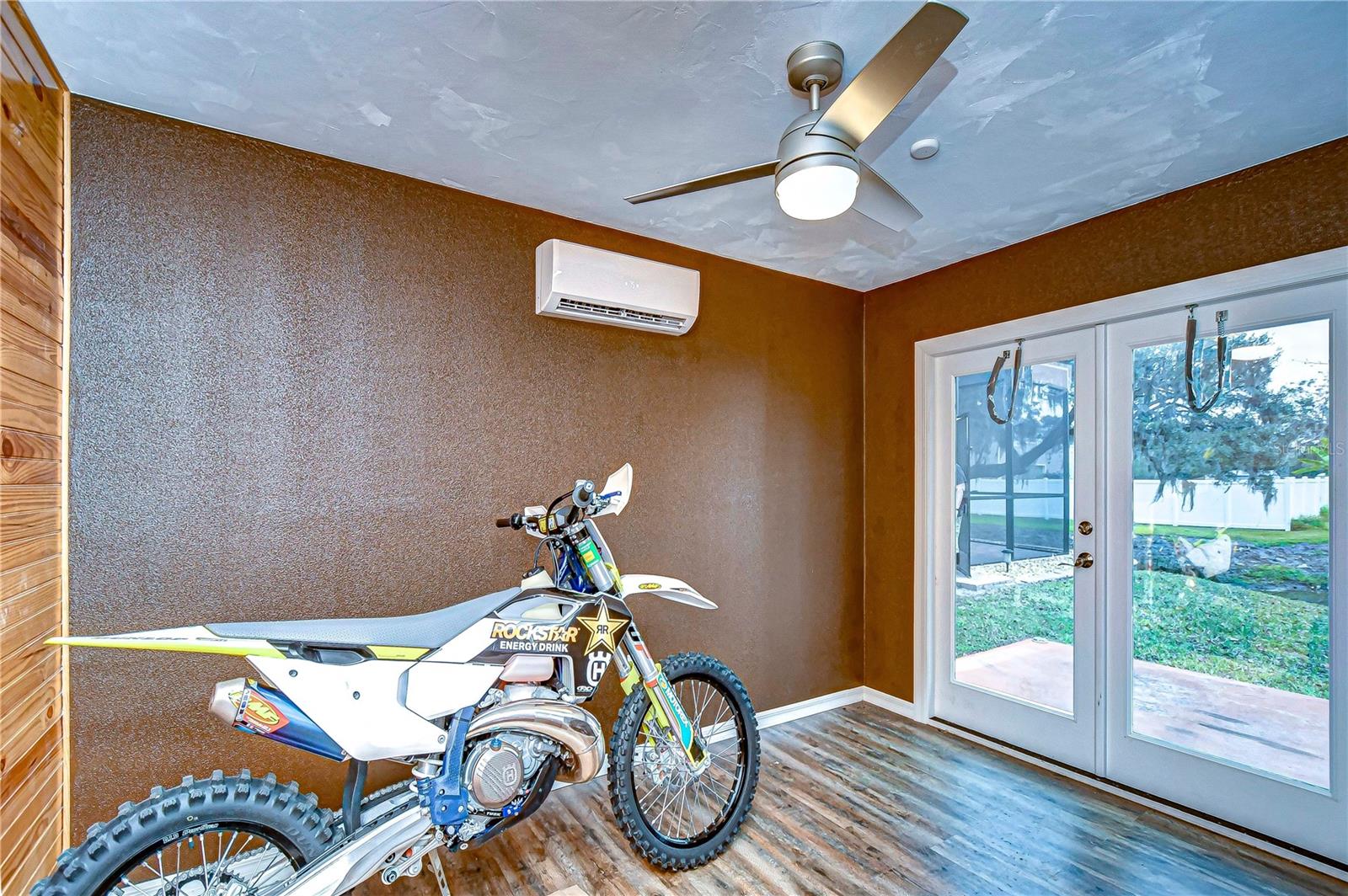 EASTRIDGE PRESERVE SUB - Residential