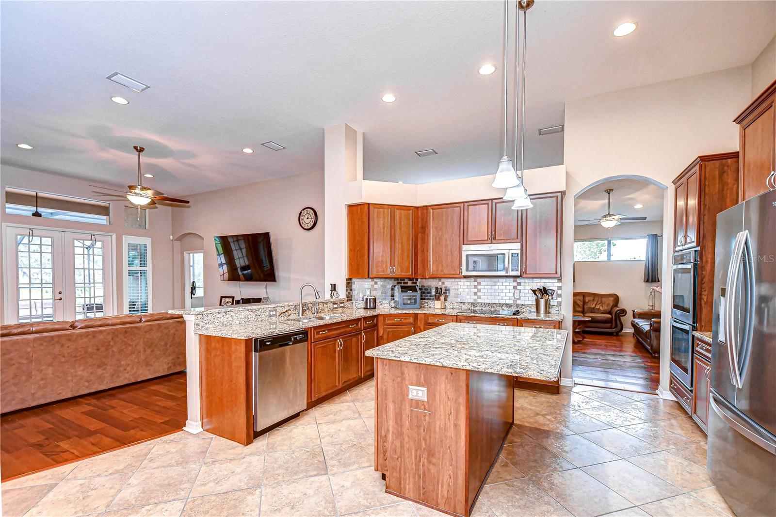 EASTRIDGE PRESERVE SUB - Residential