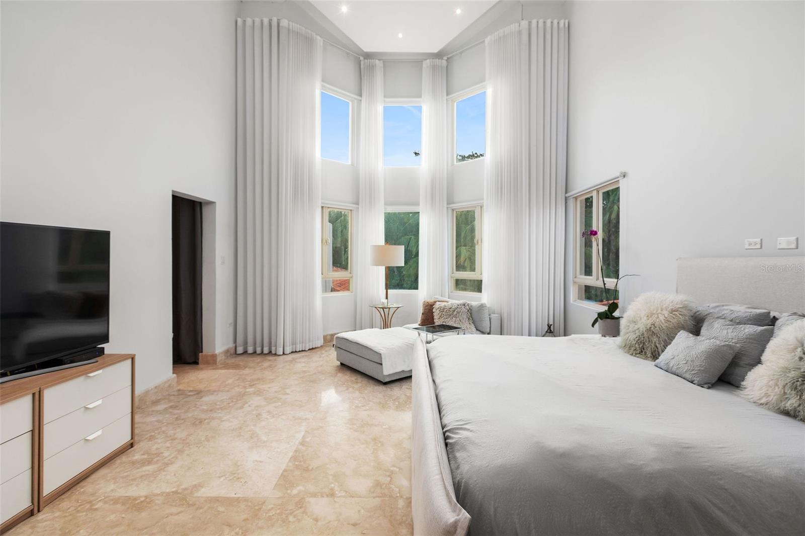 DORADO BEACH EAST - Residential