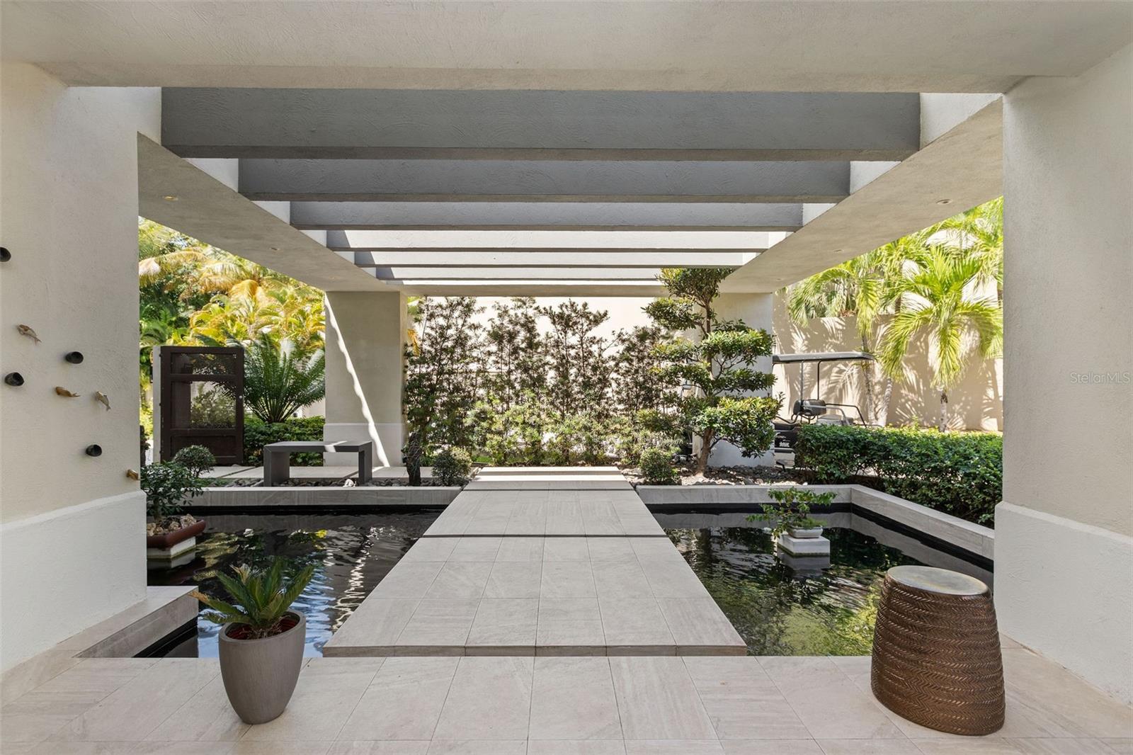 DORADO BEACH EAST - Residential