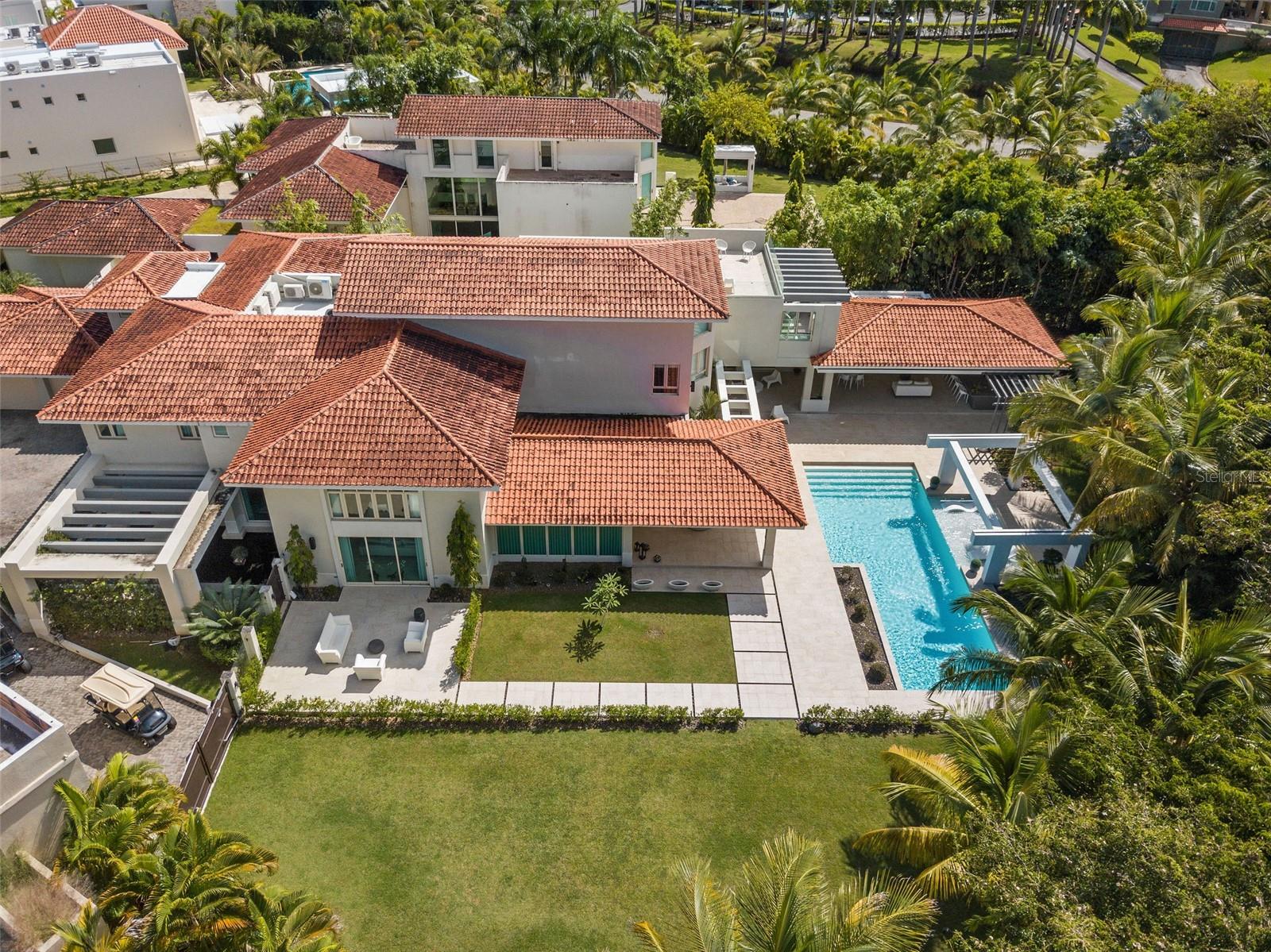 DORADO BEACH EAST - Residential