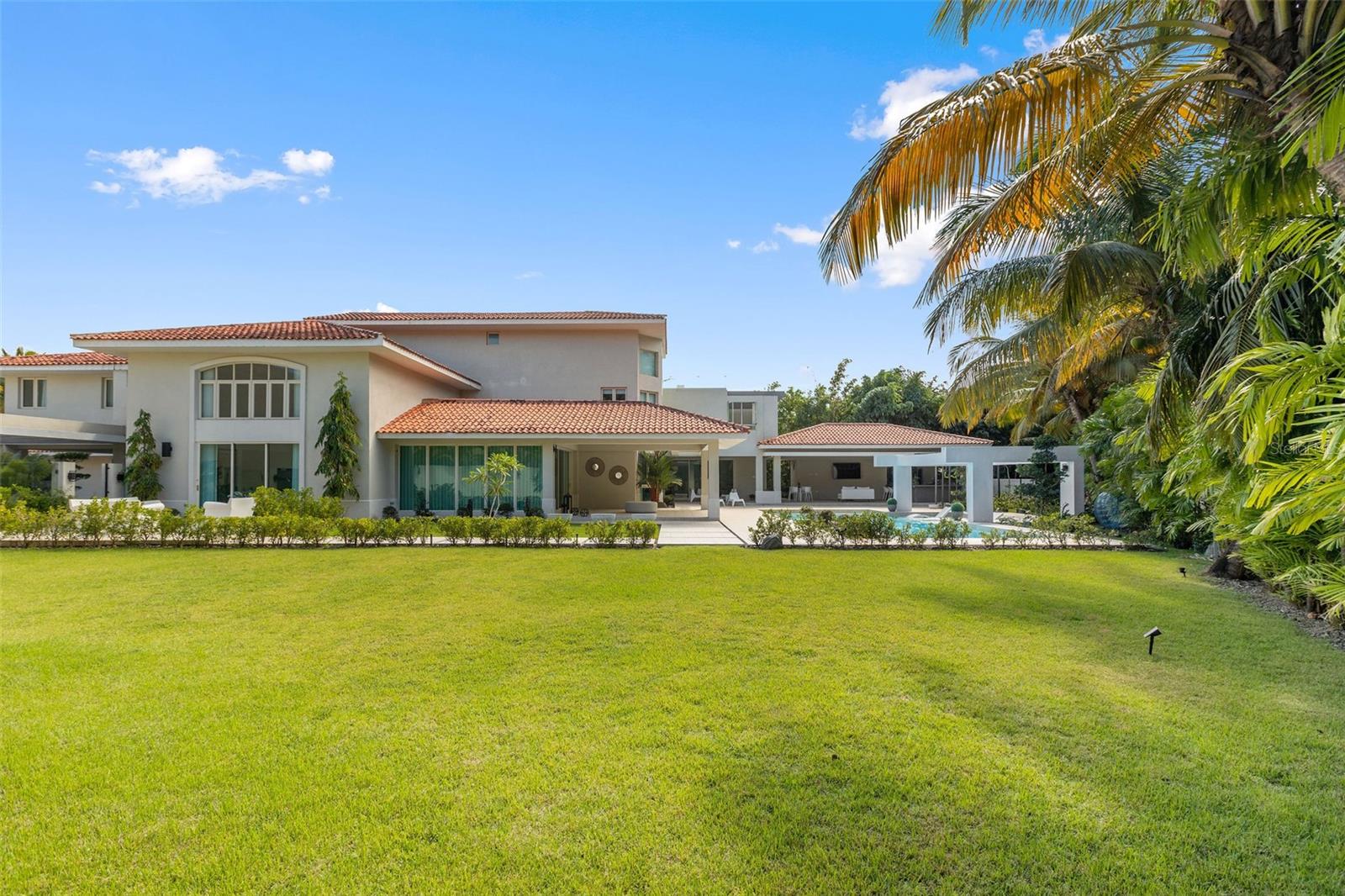 DORADO BEACH EAST - Residential
