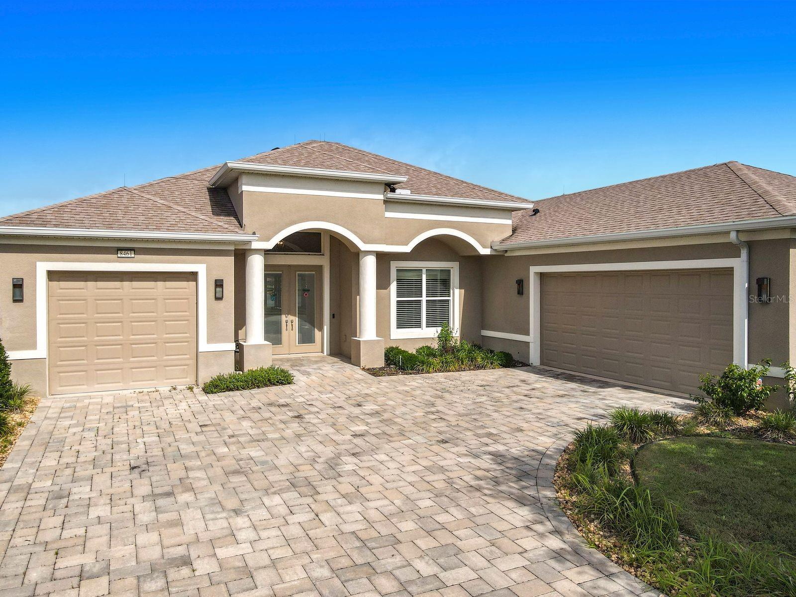 LAKES OF MOUNT DORA - Residential