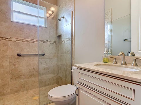 Tiny photo for 8461 Bridgeport Bay Circle, Mount Dora, FL 32757 (MLS # G5112548)