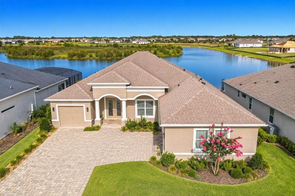 8461 BRIDGEPORT BAY CIR, MOUNT DORA, FL 32757 - Image 389ca8476791103f8a8f17f5e0ca0090/2832074751