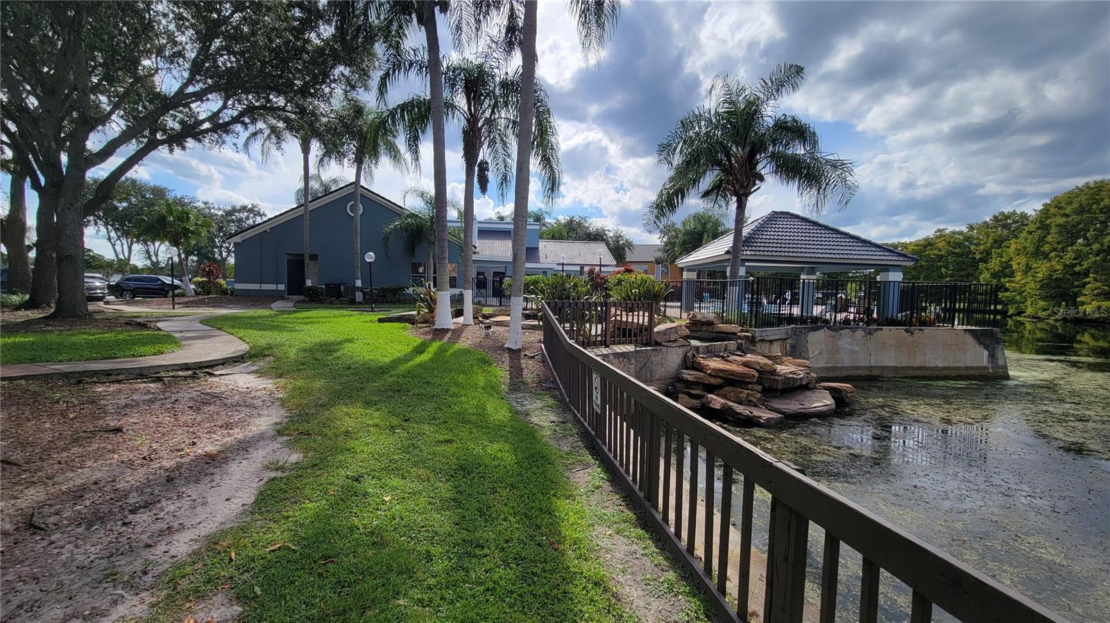 VENETIAN PLACE - Residential Lease