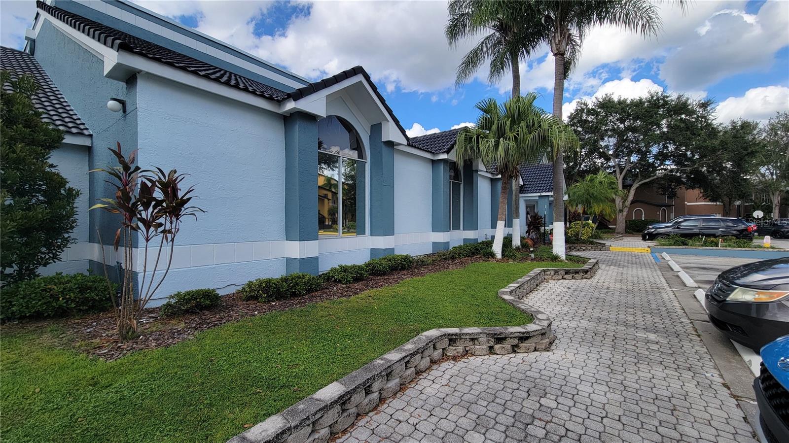 VENETIAN PLACE - Residential Lease