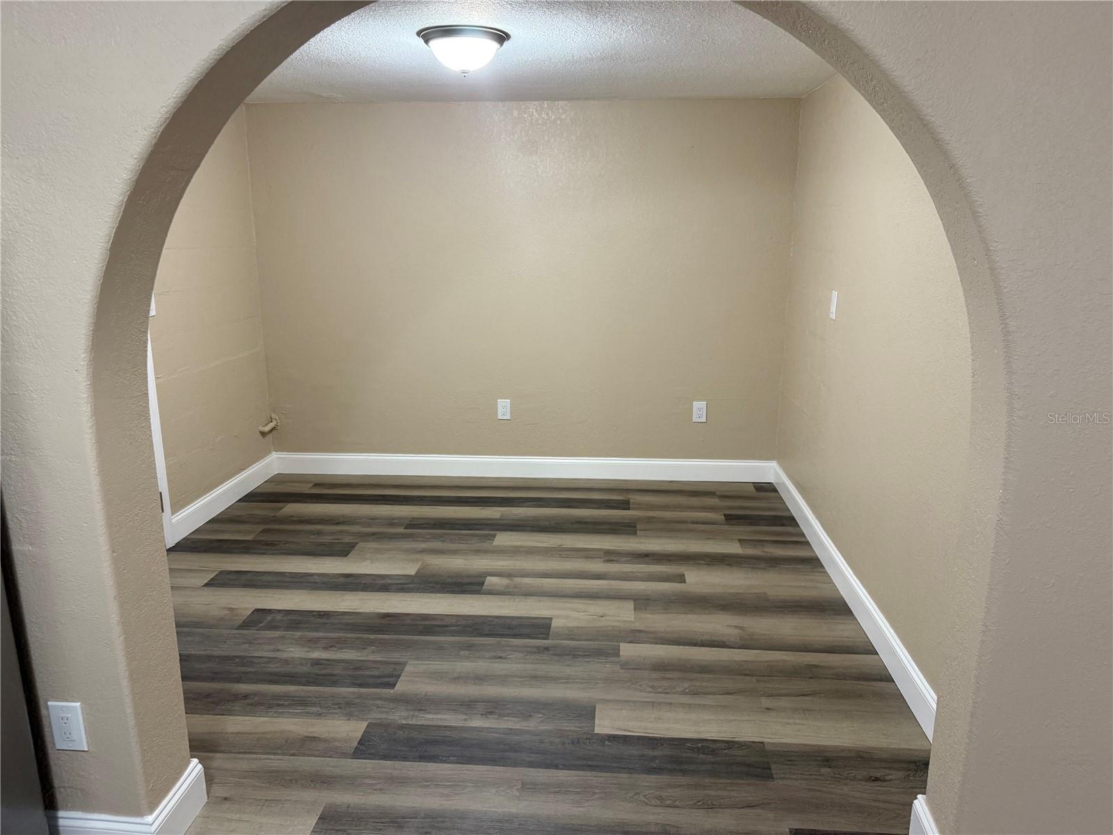 1007 8TH STREET W