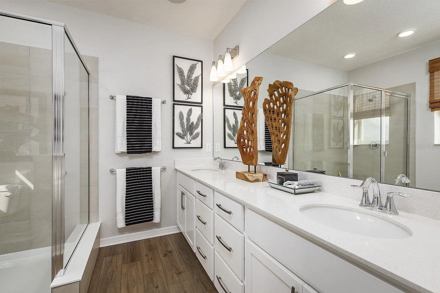 ENCORE/OVATION PH 4B SEC 19 - Residential Lease