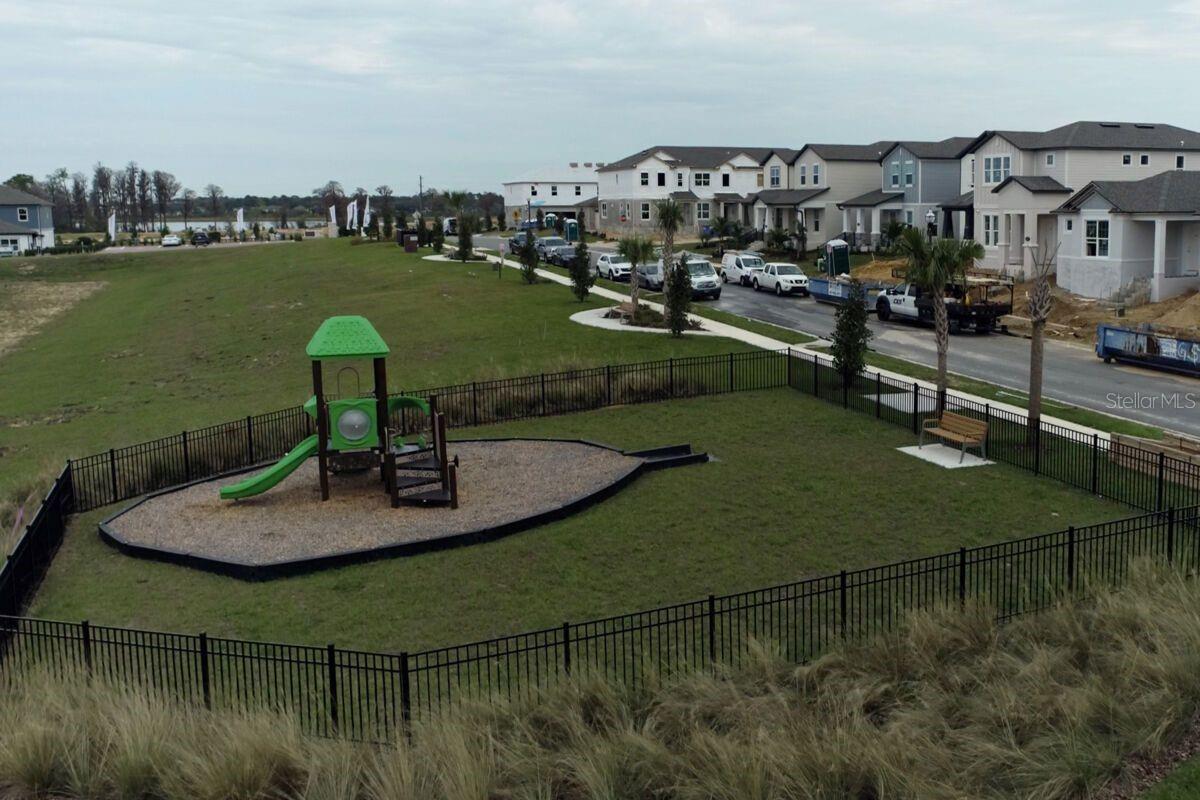 ENCORE/OVATION PH 4B SEC 19 - Residential Lease