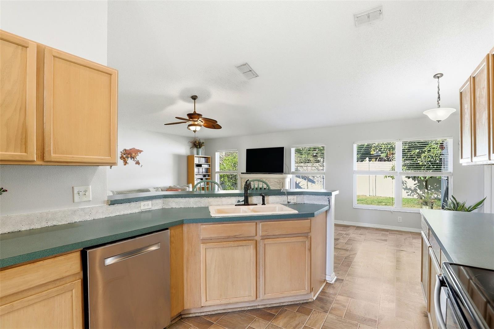 WATERFORD LAKES TR N07 PH 03 - Residential