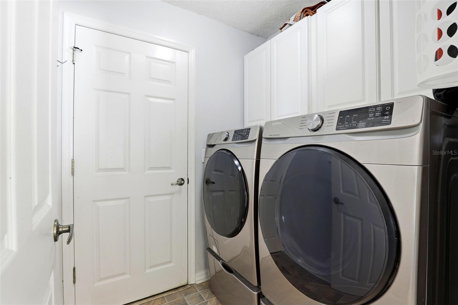 WATERFORD LAKES TR N07 PH 03 - Residential