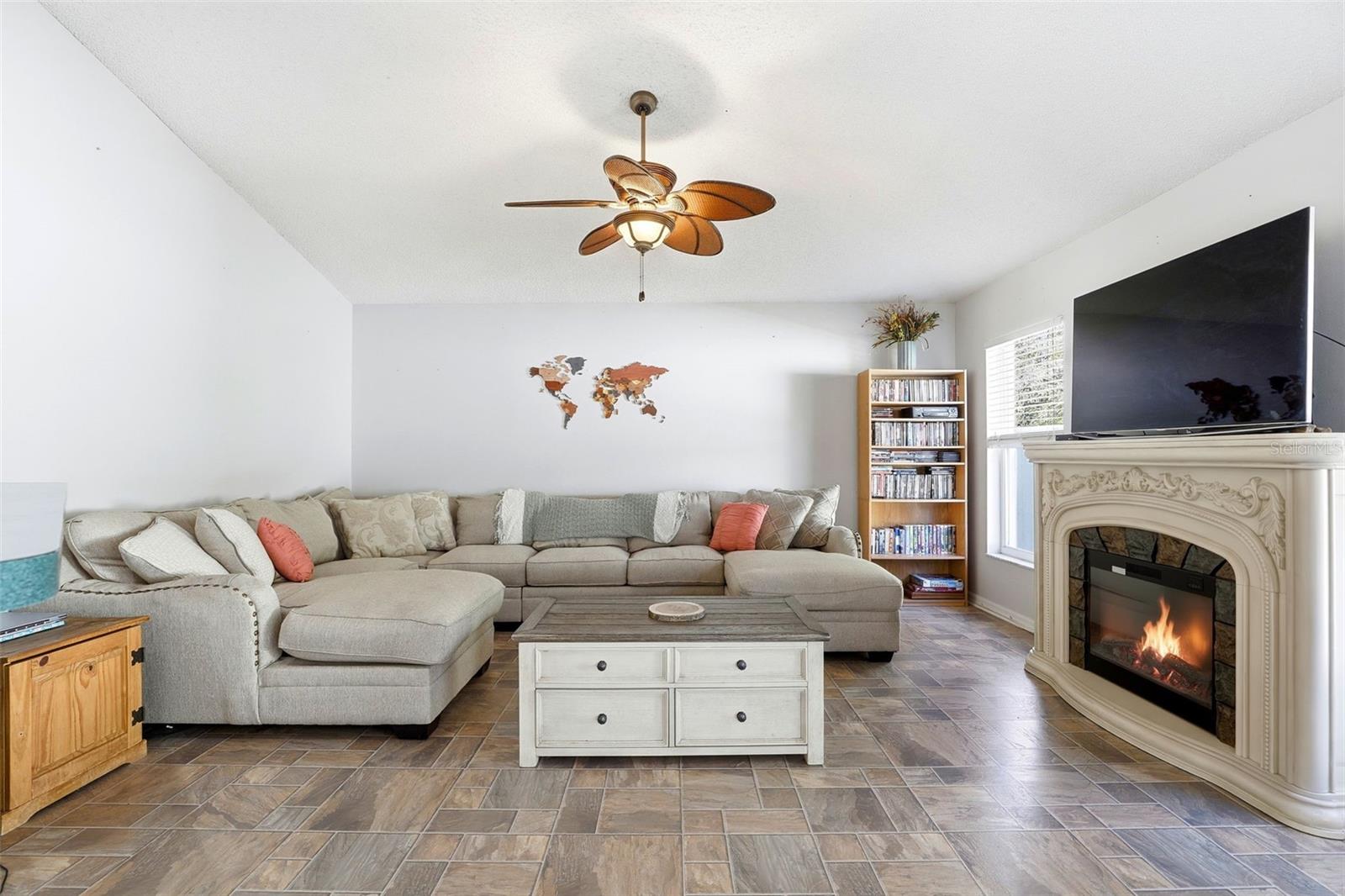 WATERFORD LAKES TR N07 PH 03 - Residential