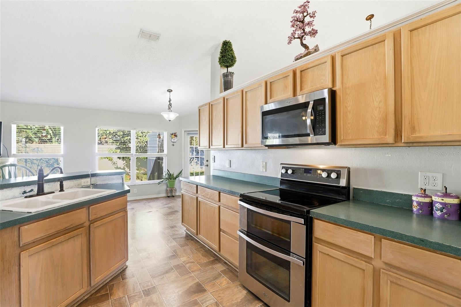 WATERFORD LAKES TR N07 PH 03 - Residential