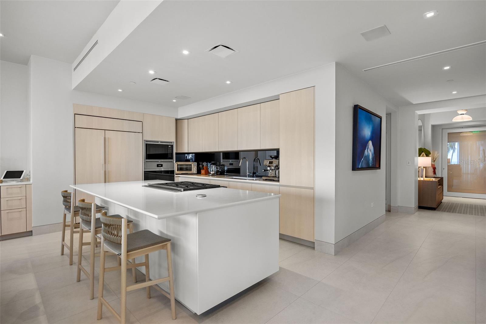 OCEAN DRIVE RESIDENCES - Residential