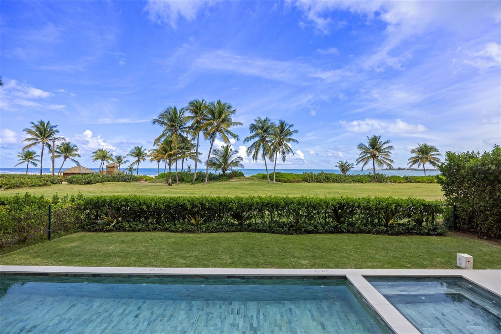 OCEAN DRIVE RESIDENCES - Residential