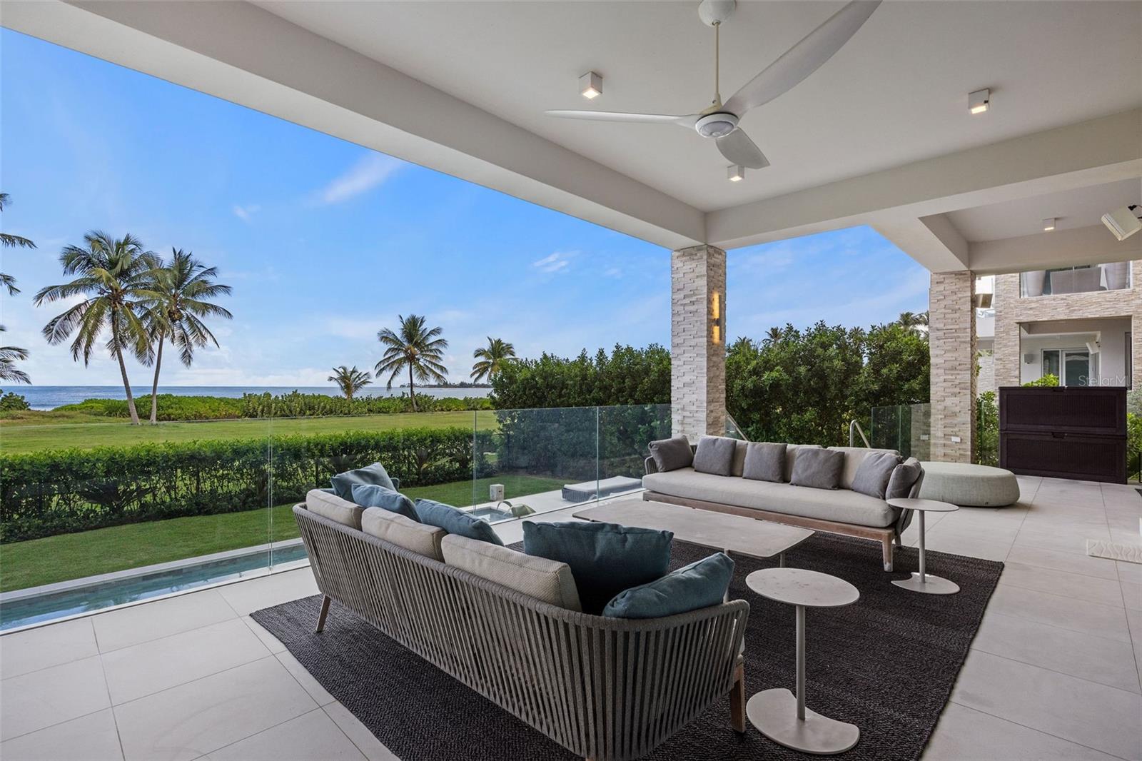 OCEAN DRIVE RESIDENCES - Residential