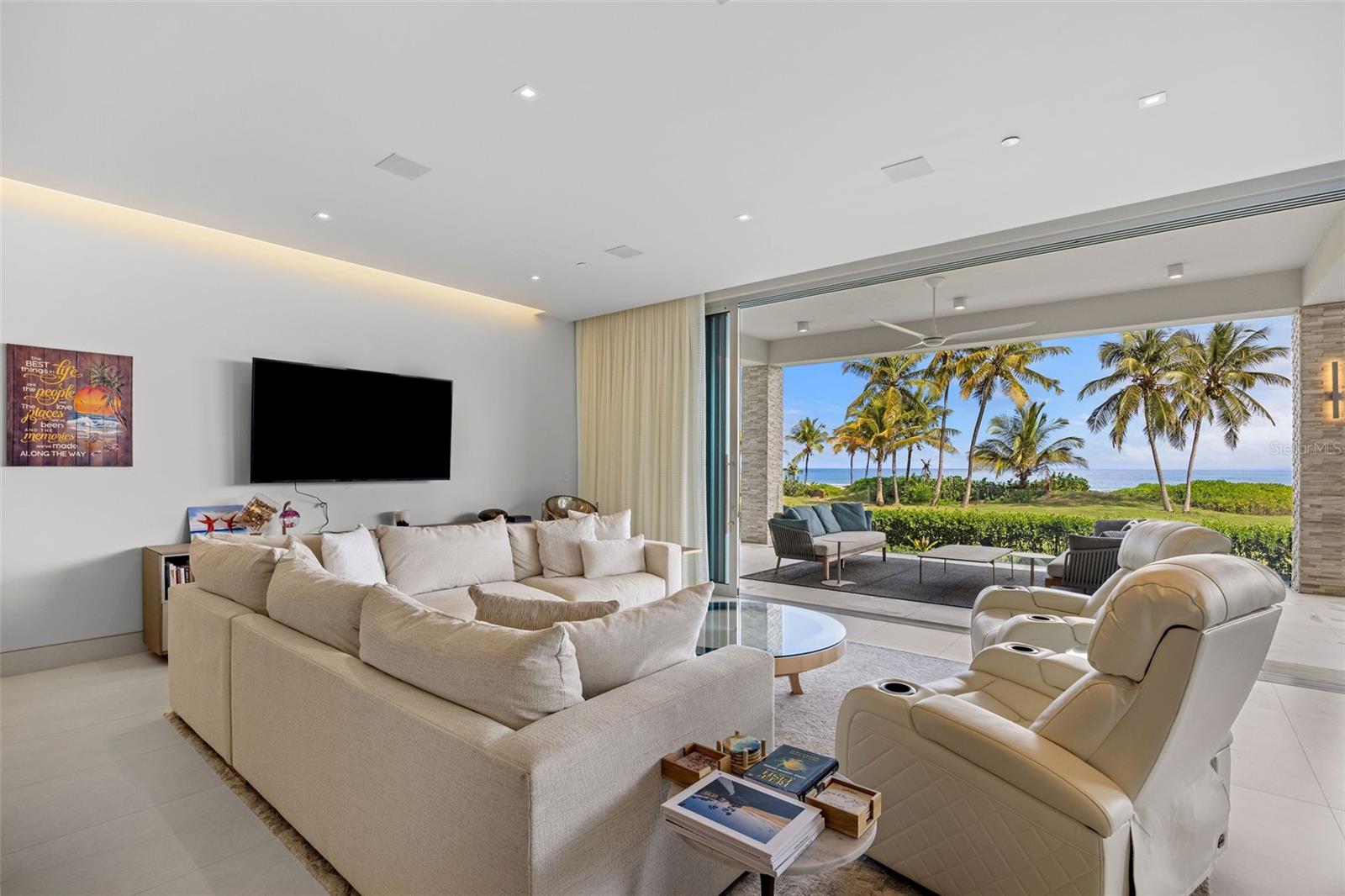 OCEAN DRIVE RESIDENCES - Residential