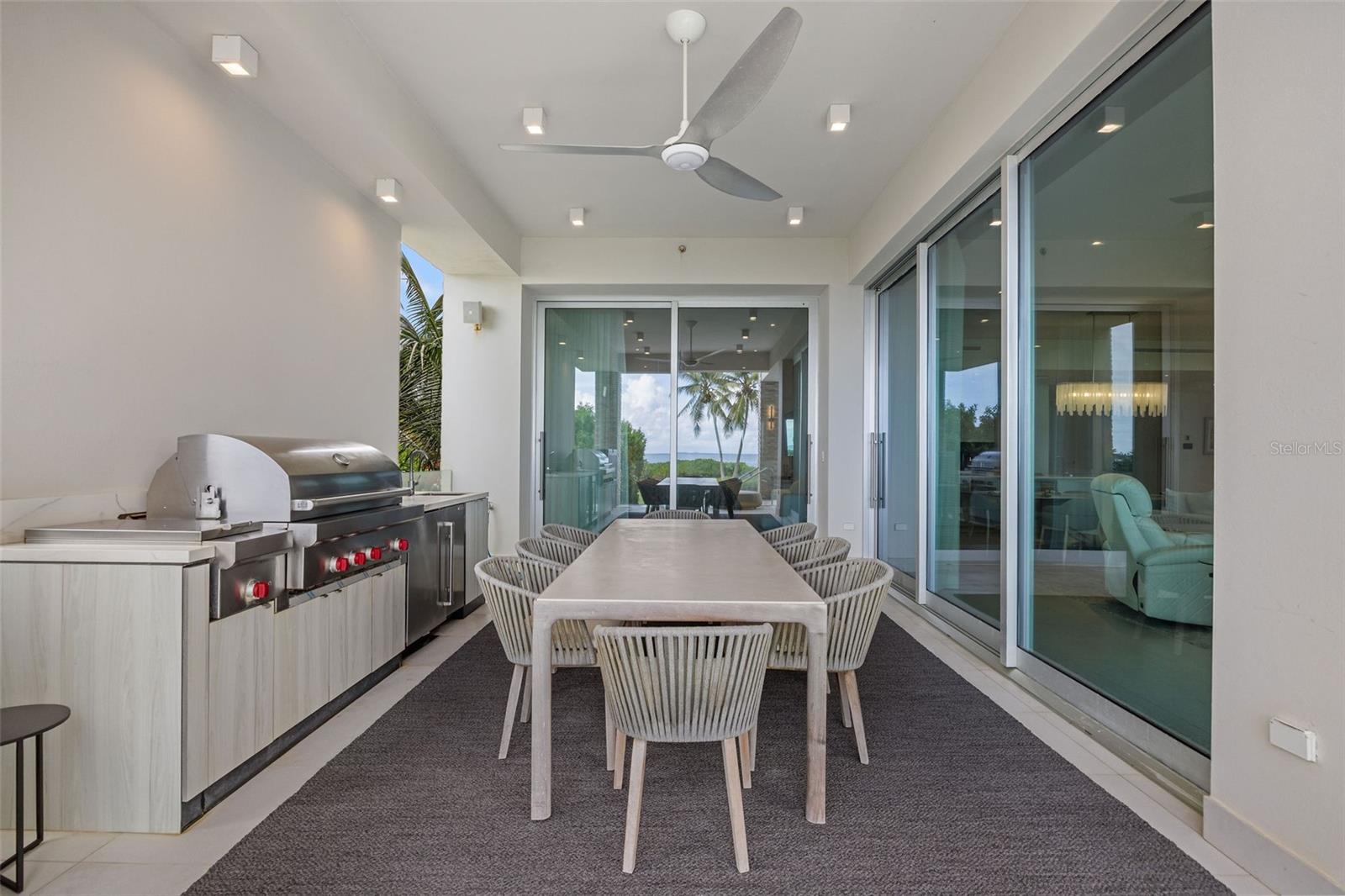 OCEAN DRIVE RESIDENCES - Residential