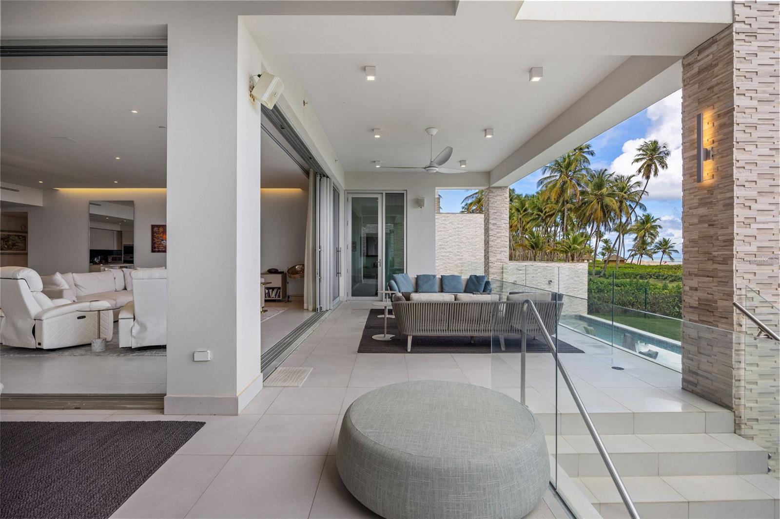 OCEAN DRIVE RESIDENCES - Residential