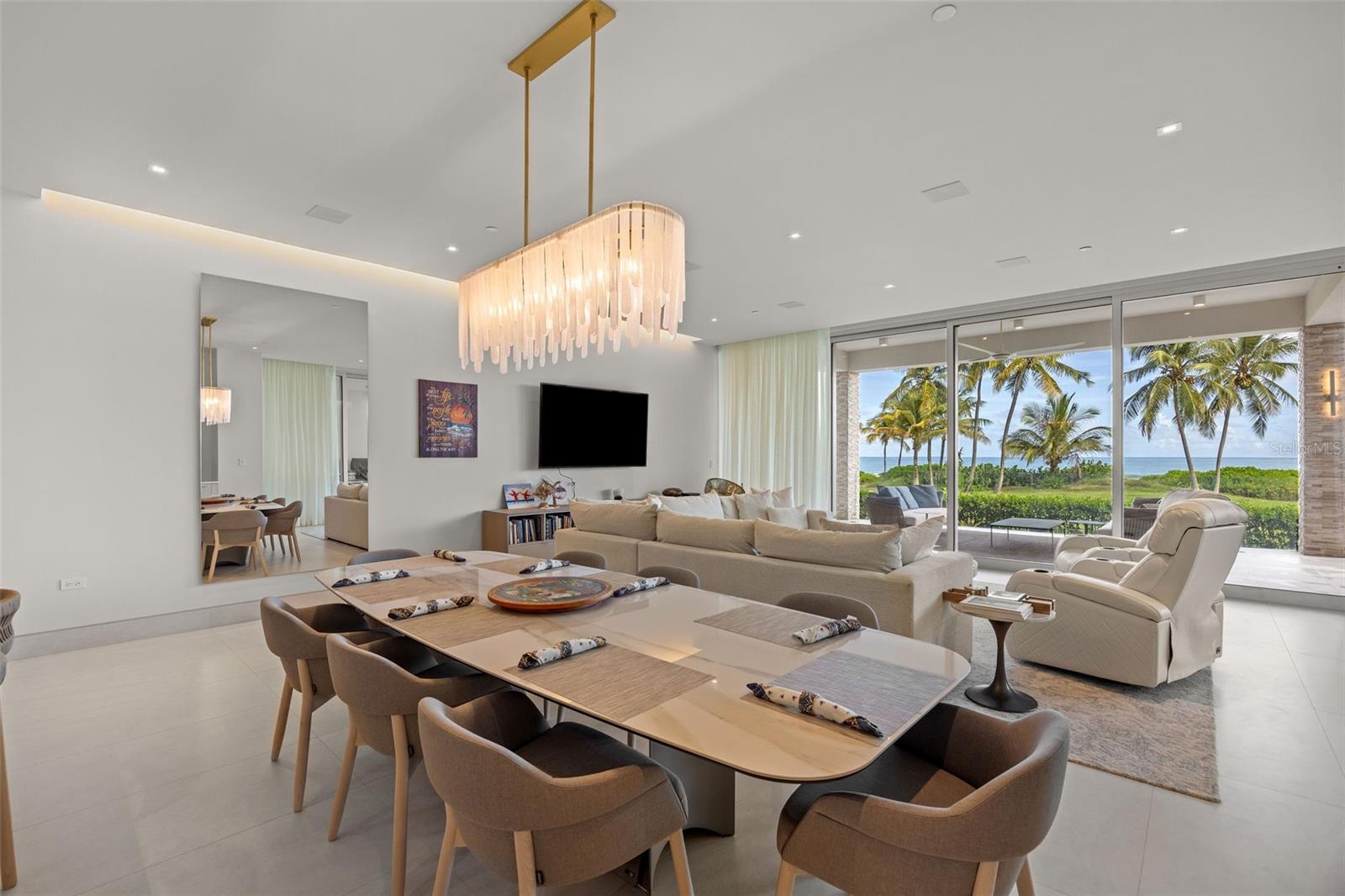 OCEAN DRIVE RESIDENCES - Residential