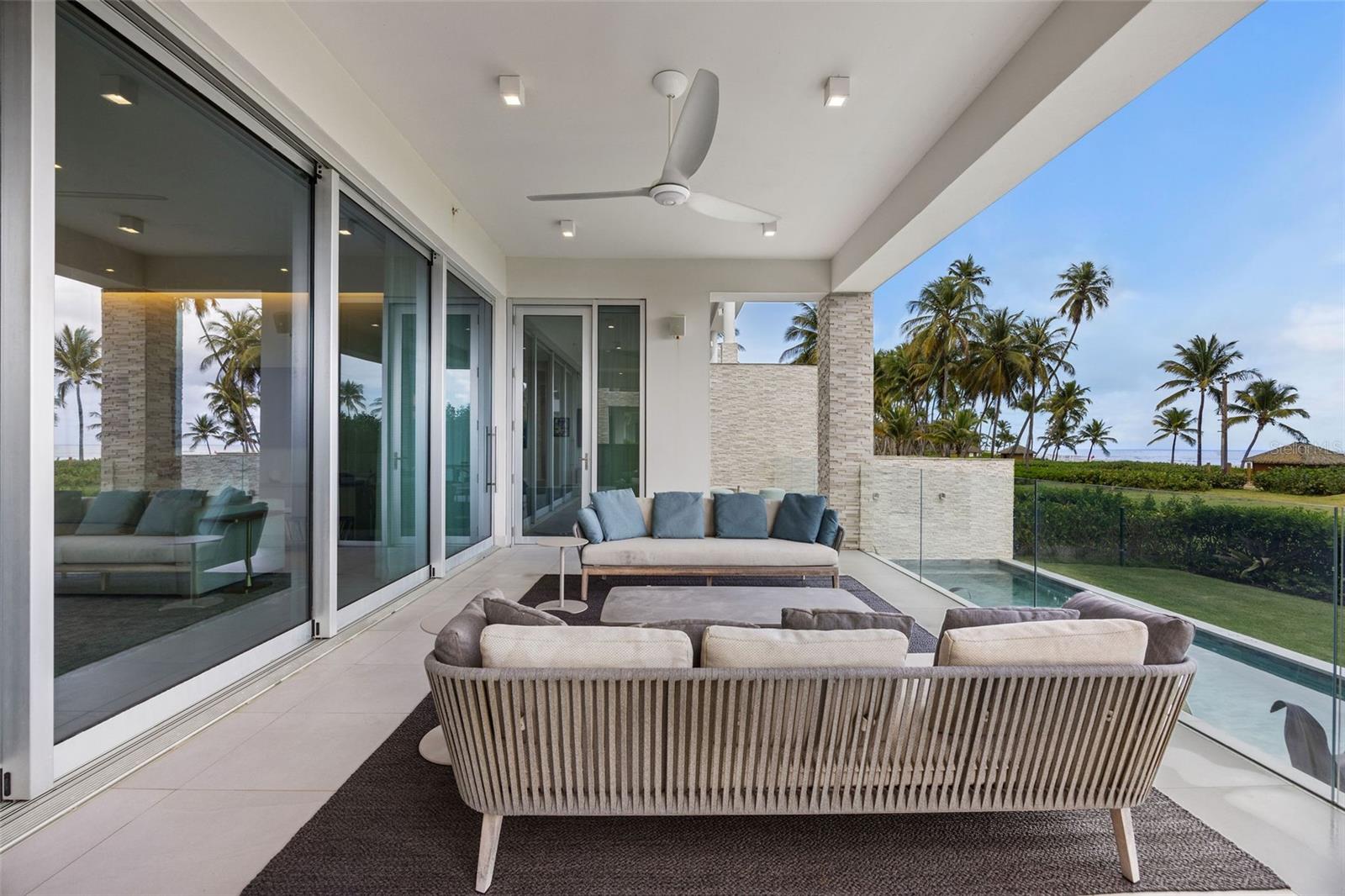 OCEAN DRIVE RESIDENCES - Residential